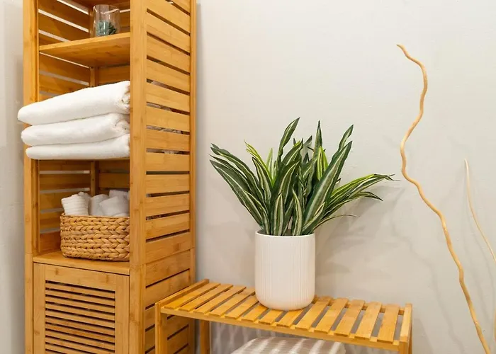 House Apartment *