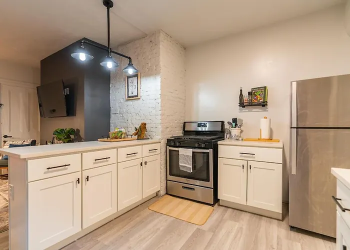 House Apartment *