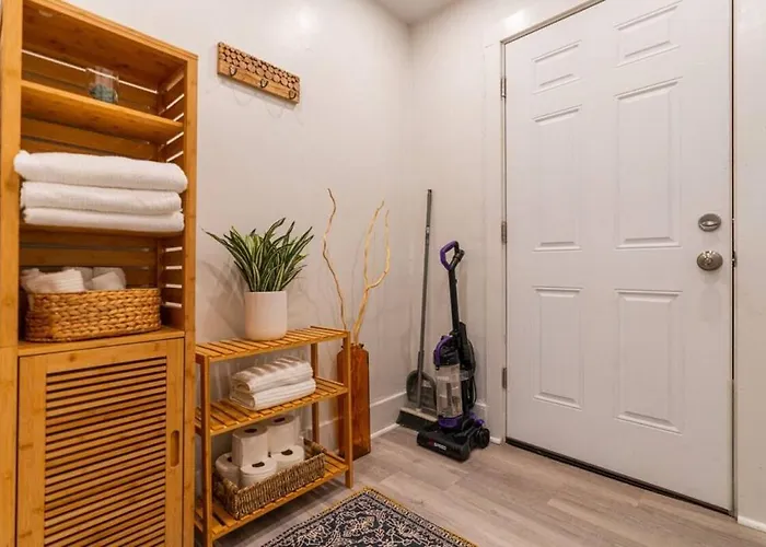 Apartment House *
