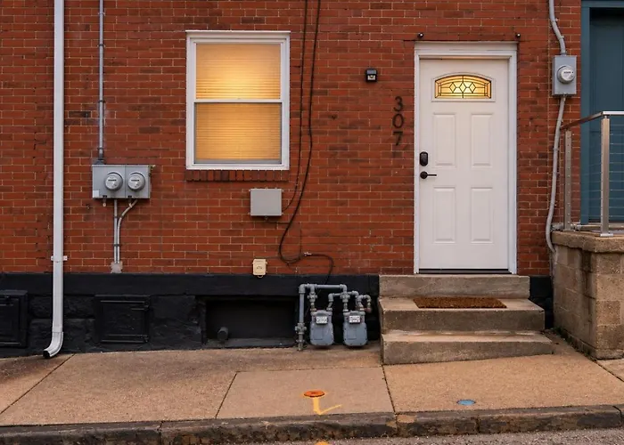House Apartment *